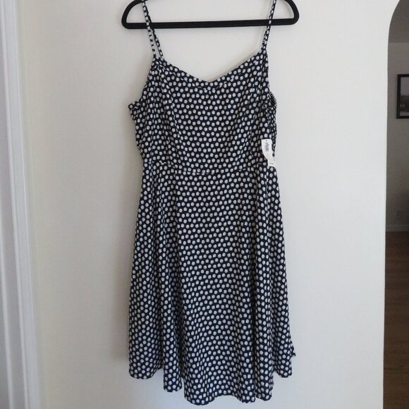 NWT Old Navy | Size XL | Seashell Nautical Beachy Summer Cami Fit & Flare Dress - Picture 1 of 9